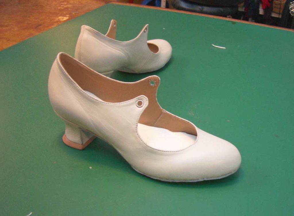 pair of cream valley with heels