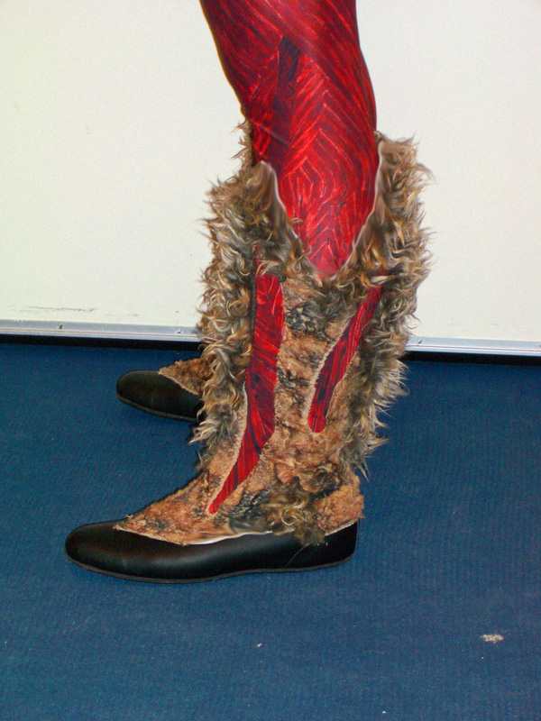 Wolf Leg Shoes