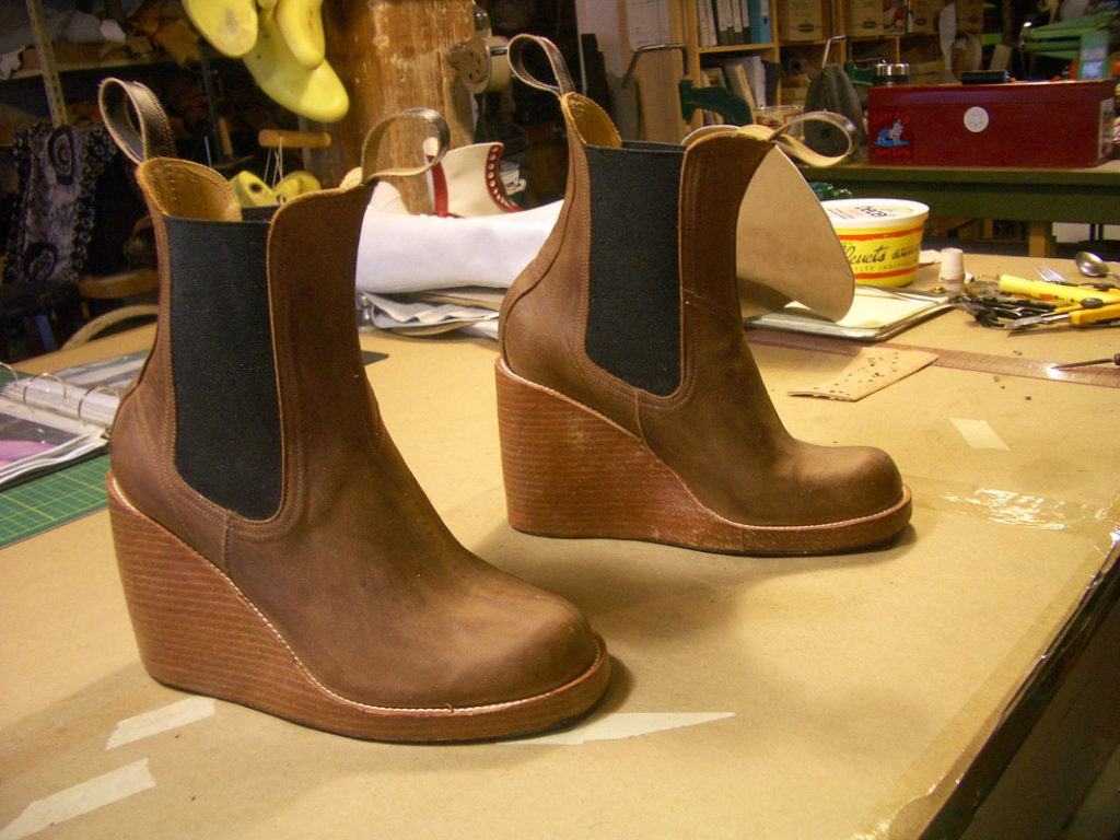 brown ankle boots with raised heel